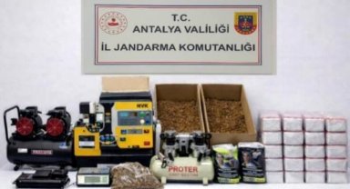 Jandarma 17 kilogram kıyılmış tütün ele geçirdi
