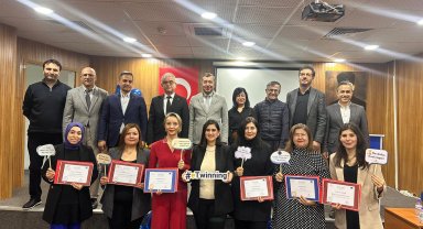 Kumluca'yı eğitimde Avrupa'da temsil edecekler