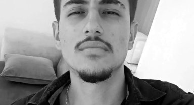 Minibüsle çarpışan motosikletin sürücüsü öldü