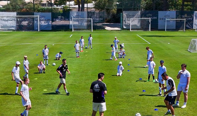 Real Madrid Futbol Okulu Regnum'da