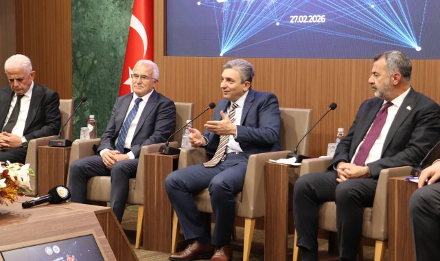 Vali Şahin, Kumluca'da gençlerle bir araya geldi