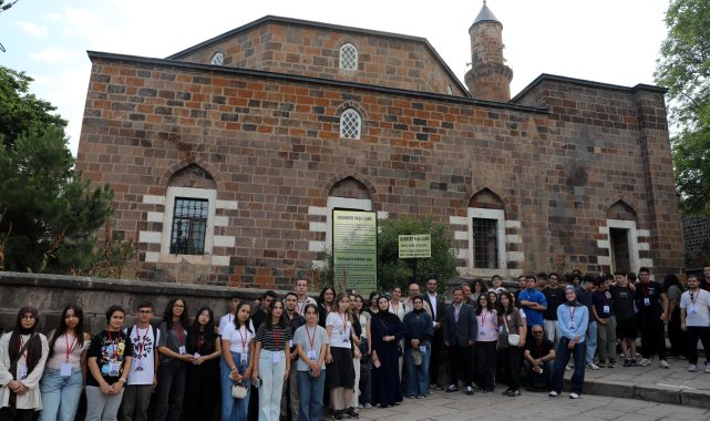 Antalya'dan Ahlat'a Selçuklu köprüsü