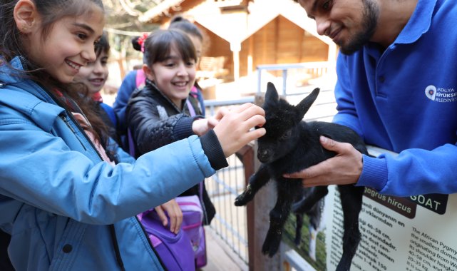 Çocuklar hayvanları ve yaban hayatını tanıdı
