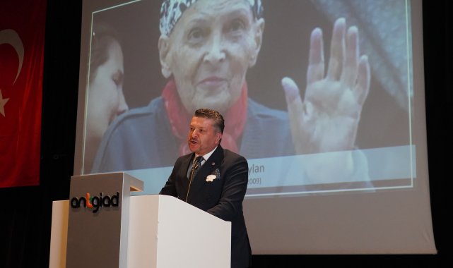 Ercan Yavaş: Kadınların adını gurur tablolarında görmek istiyoruz