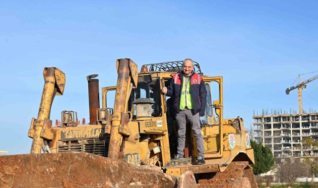 Kocagöz, sahada belediye ekipleriyle çalıştı