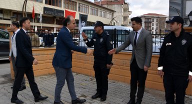 Korkuteli'de protokol bayramlaştı