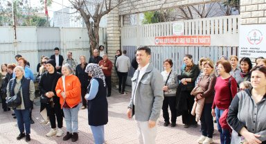 Kurs merkezinde deprem tatbikatı