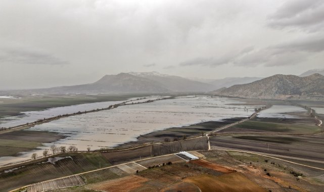 Kurutulan 'antik' göl, son yağışlarla hayat buldu