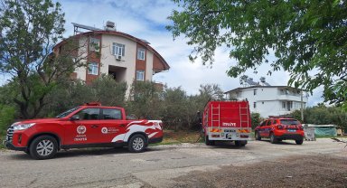 Lojman yangını büyümeden söndürüldü