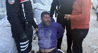 Maaşını alamadığı iddiasıyla iş yerini ateşe verdi