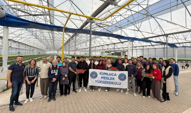 Öğrenciler topraksız tarım tesisini gezdi