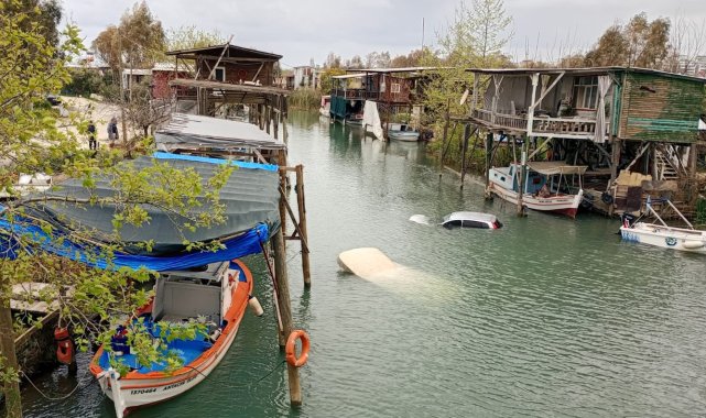 Otomobiliyle dereye uçtu