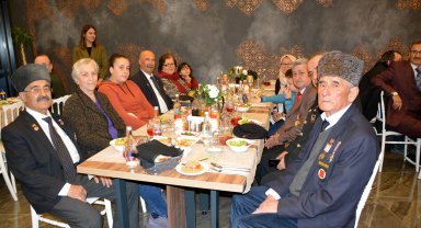 Şehit aileleri, gaziler iftarda bir araya geldi