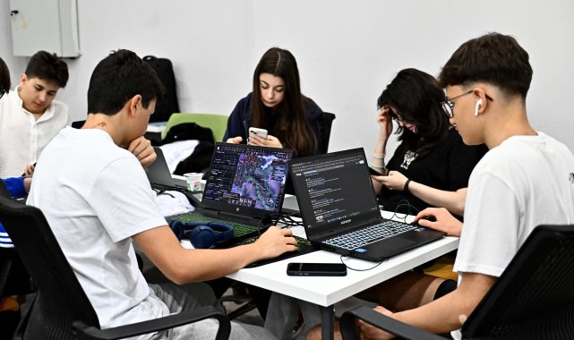 Yapay zeka ile görsel üretim atölyesi başlıyor