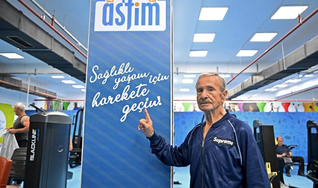 12 torunlu spor tutkunu 'Süper Dede' gençlere taş çıkartıyor