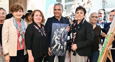 'Geleceğin Renkleri' Muratpaşa'da kapılarını açtı