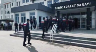 'Tefecilik' operasyonunda 3 tutuklama; 149 milyon liralık mal varlığına el konuldu
