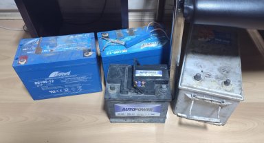 Akü hırsızları yakalandı