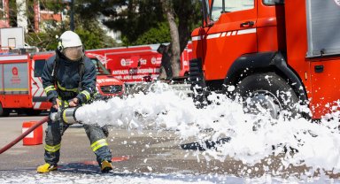 Antalya itfaiyesinin taze kanları göreve hazır