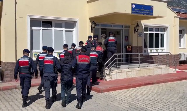 Antalya'da uyuşturucu operasyonu: 425 bin sentetik hap ele geçirildi, 5 tutuklu