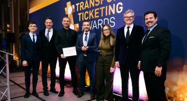 Antalyakart Londra'dan birincilikle döndü