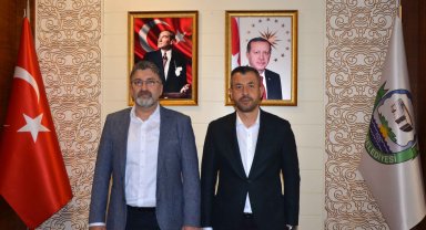 Başkan Kumbul: Kaos ortamından uzak çalışmak istiyorum