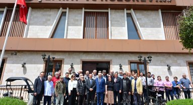 Kepez Belediyesi KKTC heyetini ağırladı
