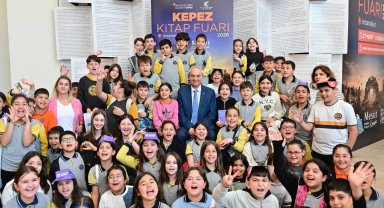Kepez Kitap Fuarı, kitapseverle dolup taştı