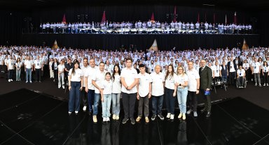 Limak 50'nci yaşını kutladı