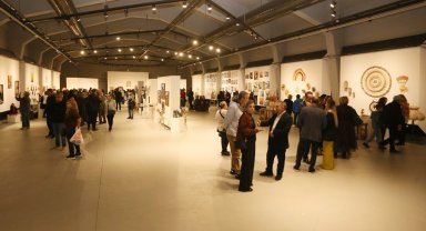 Modern Sanatlar Galerisi'nde el emeği rüzgarı