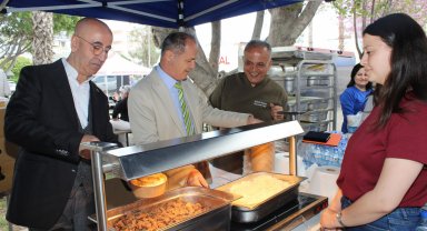 Sosyal Bilimler MYO'da geleneksel pilav günü