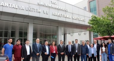 Türk Cerrahi Derneği'nden hastane ziyareti