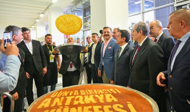 Türkiye'nin yöresel ürünleri Antalya'da buluştu