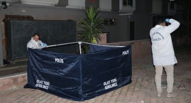 Yol kenarında ölü bulundu