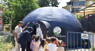 Kepez'de minik kaşifler uzayı keşfediyor