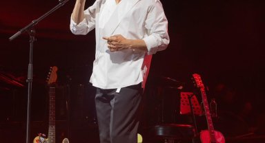 9. Antalya Akra Caz Festivali Kenan Doğulu ile başladı