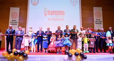 Antalya'da Harezmi Yıl Sonu Bilim Şenliği