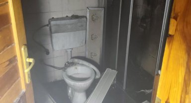 Dairedeki yangın büyümeden söndürüldü