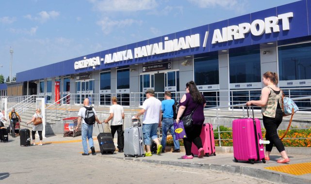 Gazipaşa- Alanya Havalimanı'nda 239 bin yolcu traf