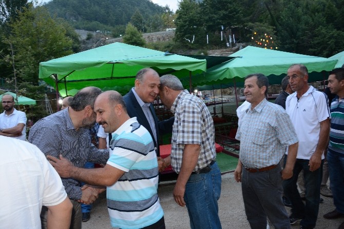 Aesob, ilçe odalarının yönetimlerine iftar yemeği verdi