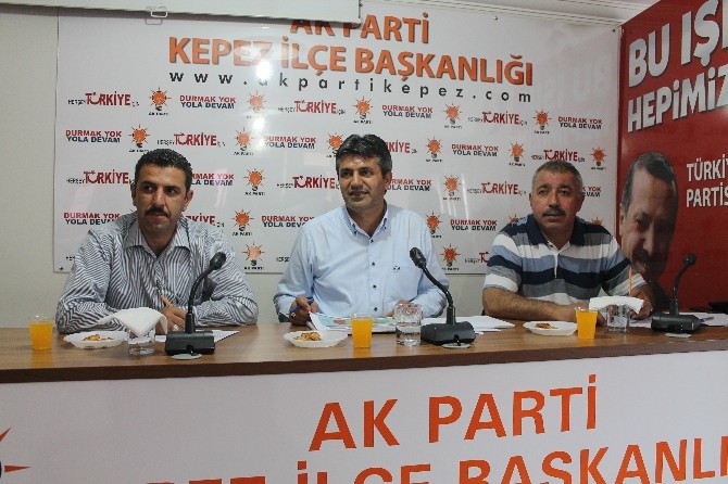 AK Parti Mahalle Başkanları ile toplantı