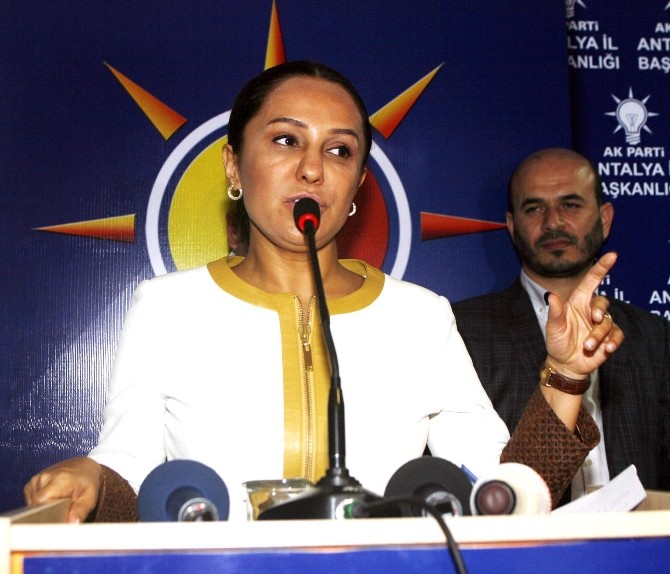 AK Partili Enç'den Leman Sam'a tepki