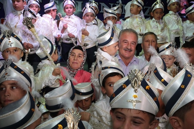 Aksu'da sünnet şöleni