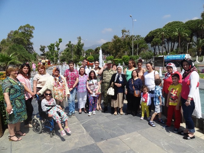 Alanya’da Engelli Öğrenciler Kahvaltıda Bir Araya Geldi