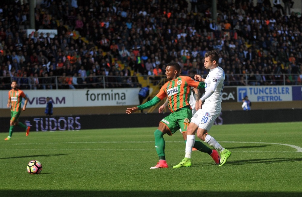 Alanyaspor Kasımpaşa'yı 3-1 yendi