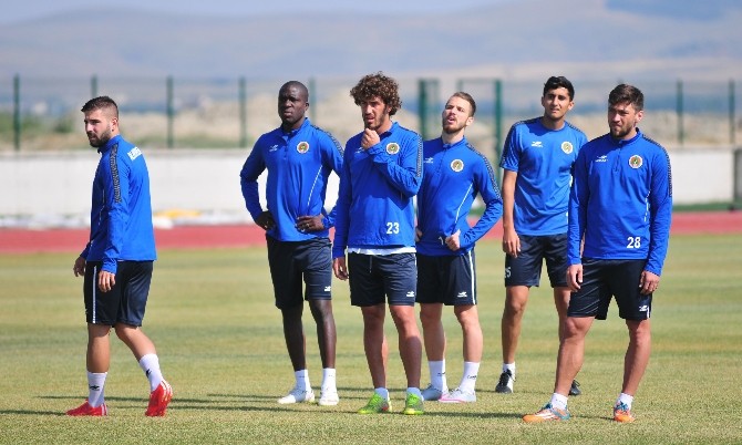 Albimo Alanyaspor orta ve şut çalıştı