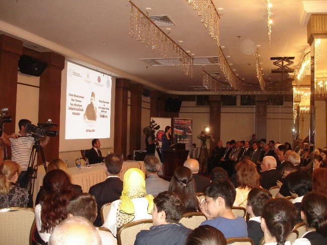 ALİ BEY HÜSEYNZADE AZERBAYCANLI ÖĞRENCİLERİN KALEMİNDEN YENİDEN ANLATILDI