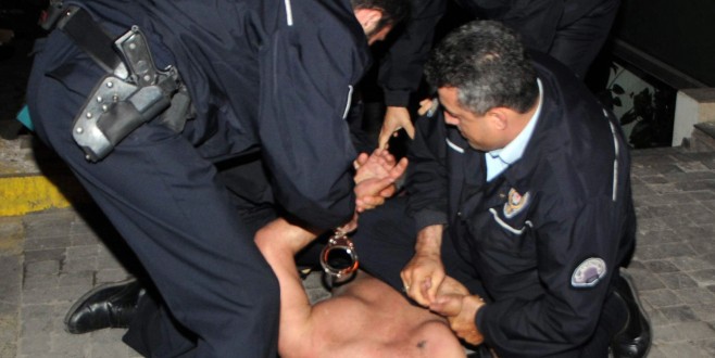 Alkollü şahıs biber gazıyla sakinleştirildi