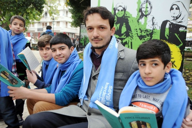 Anadolu Gençlik Derneğinden Okuma Etkinliği