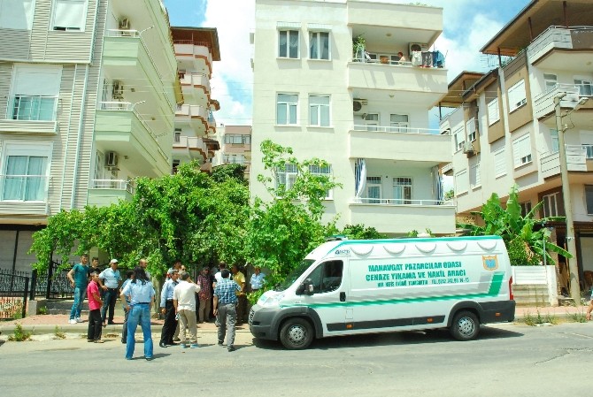 Anneannesi tarafından öldürülen genç kız toprağa verildi
